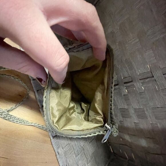 Light Green Hand Crochet Crossbody Purse - Picture 3 of 5